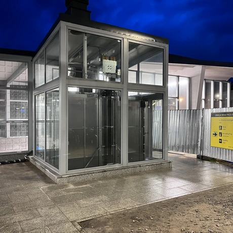 Budowa Rzeszowskiego Centrum Komunikacyjnego [grudzień 2023] - fot 9